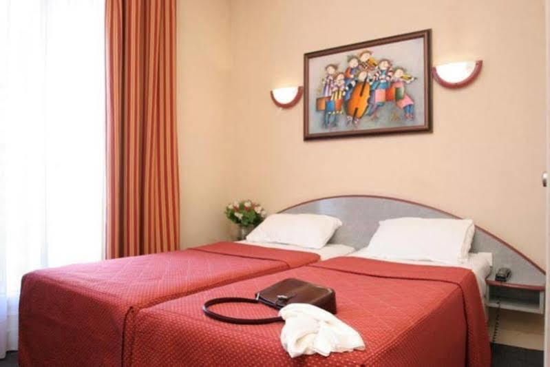 Nouvel Hotel Eiffel Paris Luaran gambar
